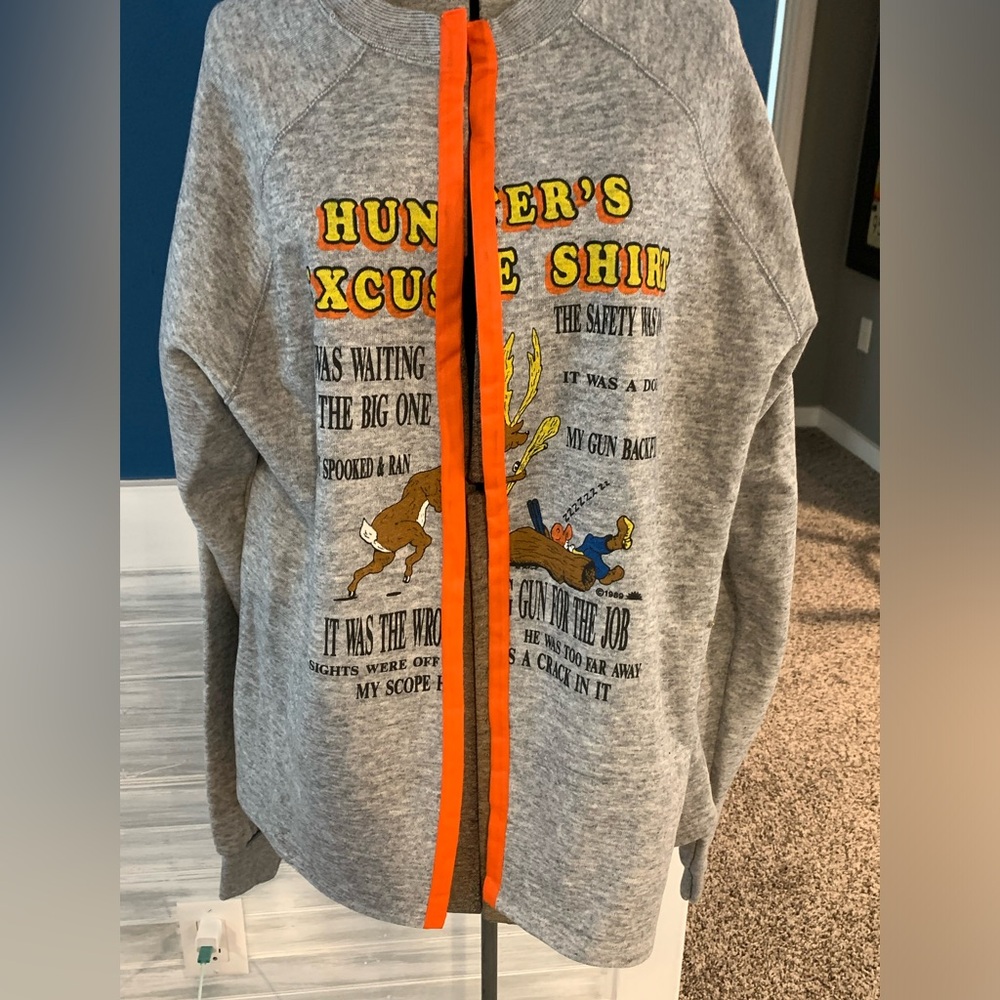 Vintage 1989 Tultex graphic Deer Hunters sweatshirt/ Jacket XLT made in USA